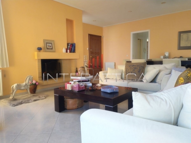 (For Rent) Residential Floor Apartment || Athens North/Marousi - 130 Sq.m, 3 Bedrooms, 1.600€ 